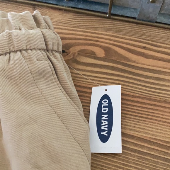 NWT - Old Navy High-Waist drawstring tie shorts - Picture 3 of 3